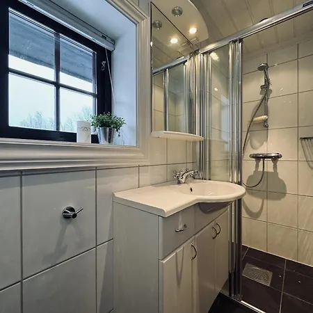 Large, Cozy, And Spacious In يالو