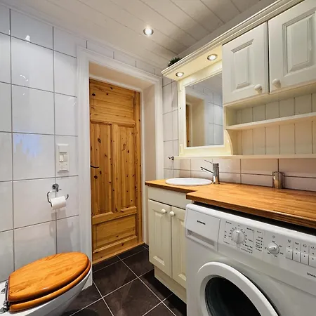 Large, Cozy, And Spacious In بيت للعطل يالو